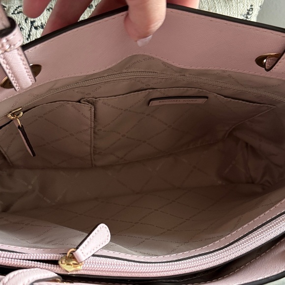 Michael Kors Blush Pink Leather Tote with Gold Accents - Picture 4 of 6